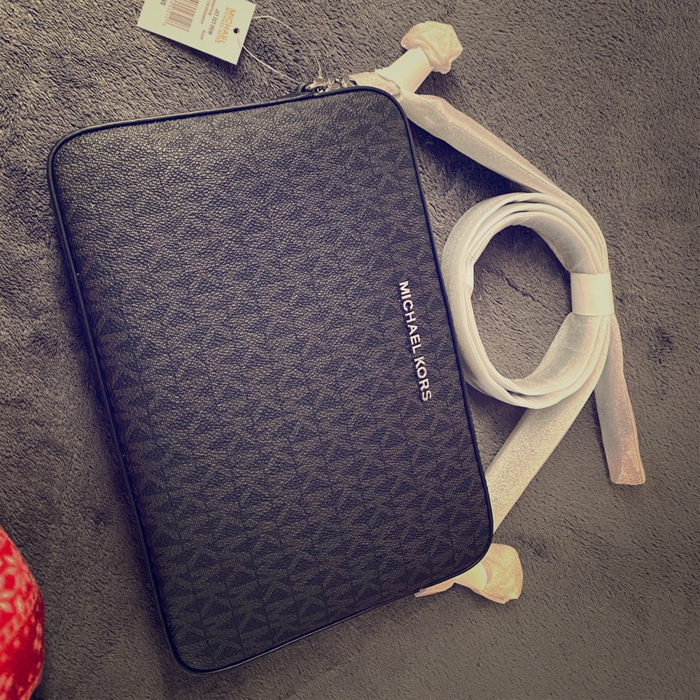 Michael Kors cross body bag